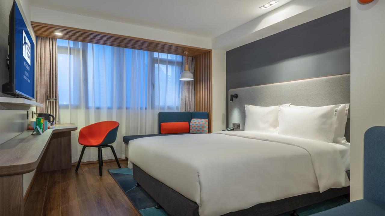 Holiday Inn Express Qingdao City Center By Ihg Εξωτερικό φωτογραφία