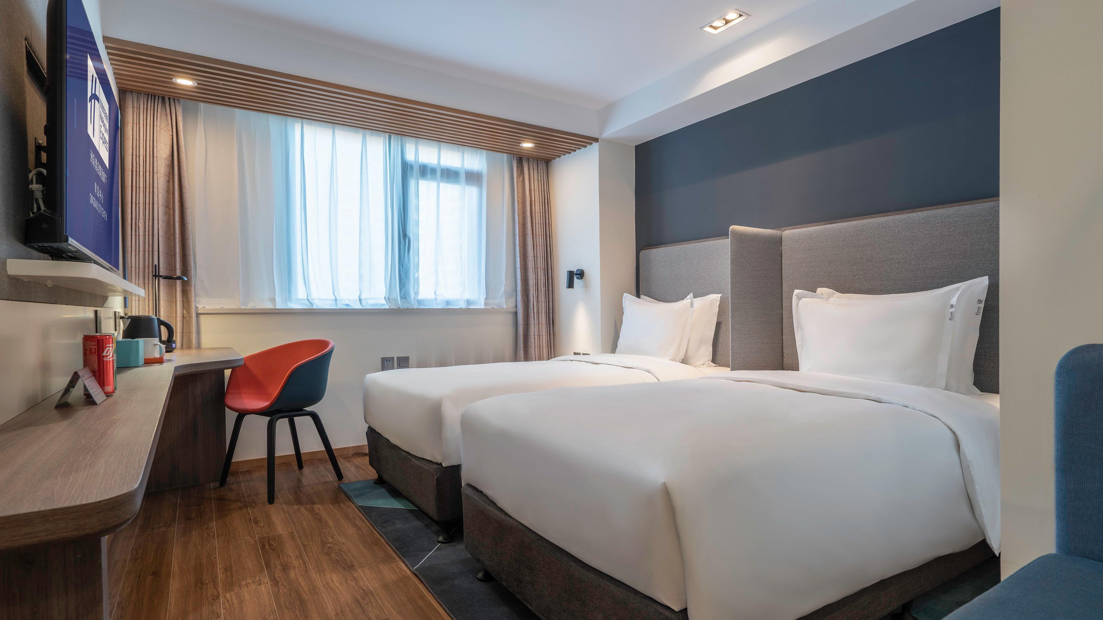 Holiday Inn Express Qingdao City Center By Ihg Εξωτερικό φωτογραφία