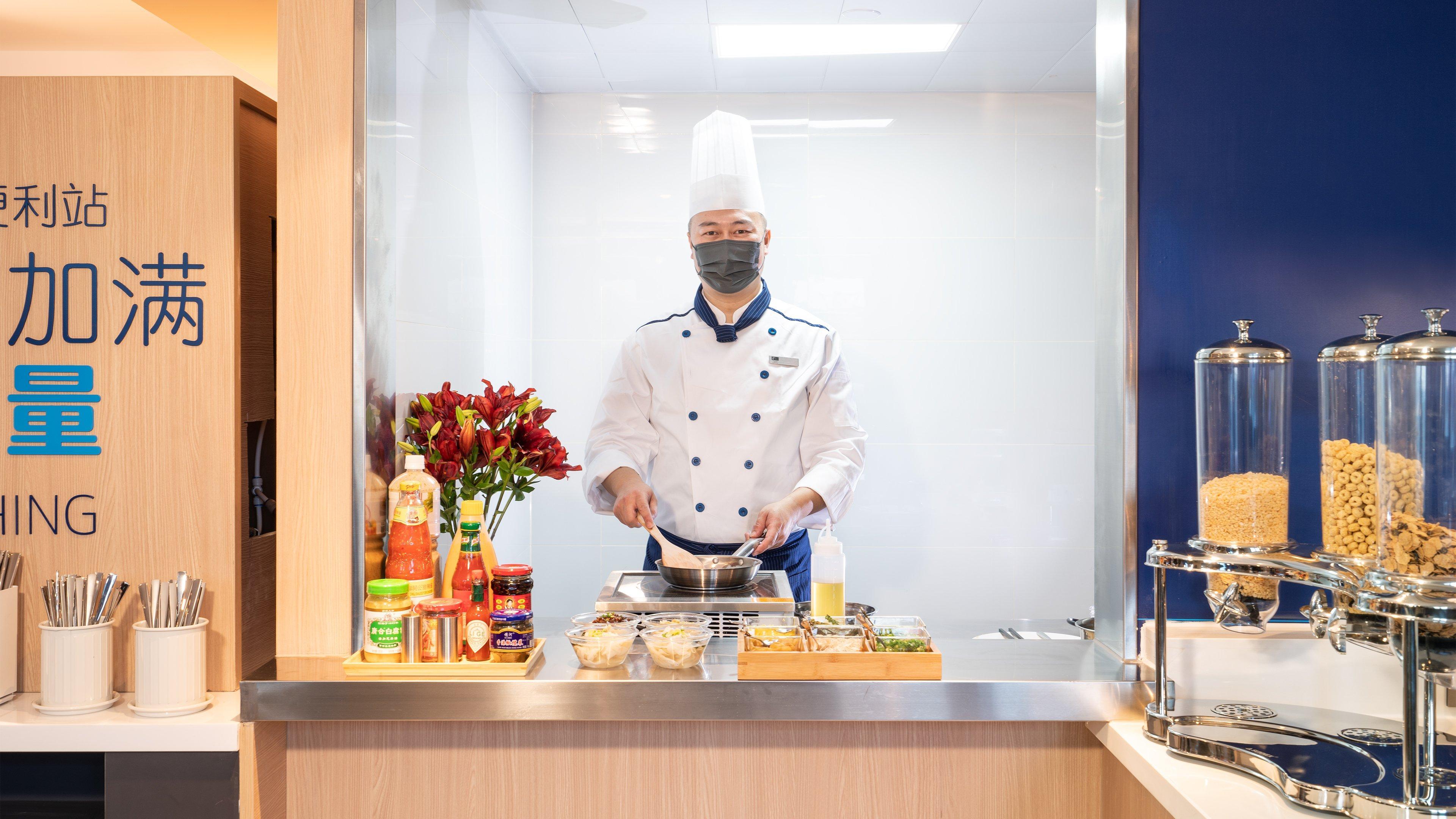 Holiday Inn Express Qingdao City Center By Ihg Εξωτερικό φωτογραφία