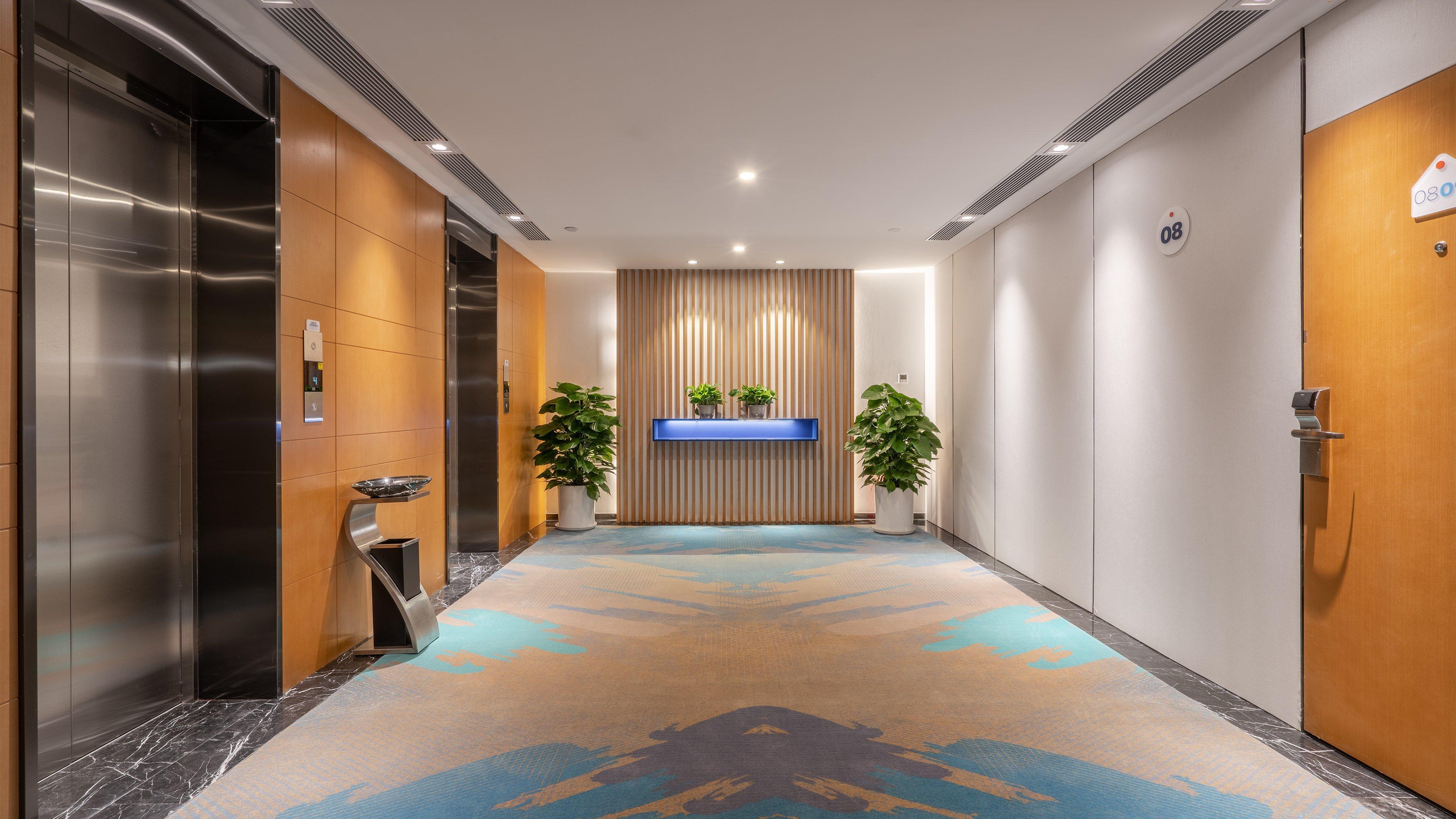 Holiday Inn Express Qingdao City Center By Ihg Εξωτερικό φωτογραφία
