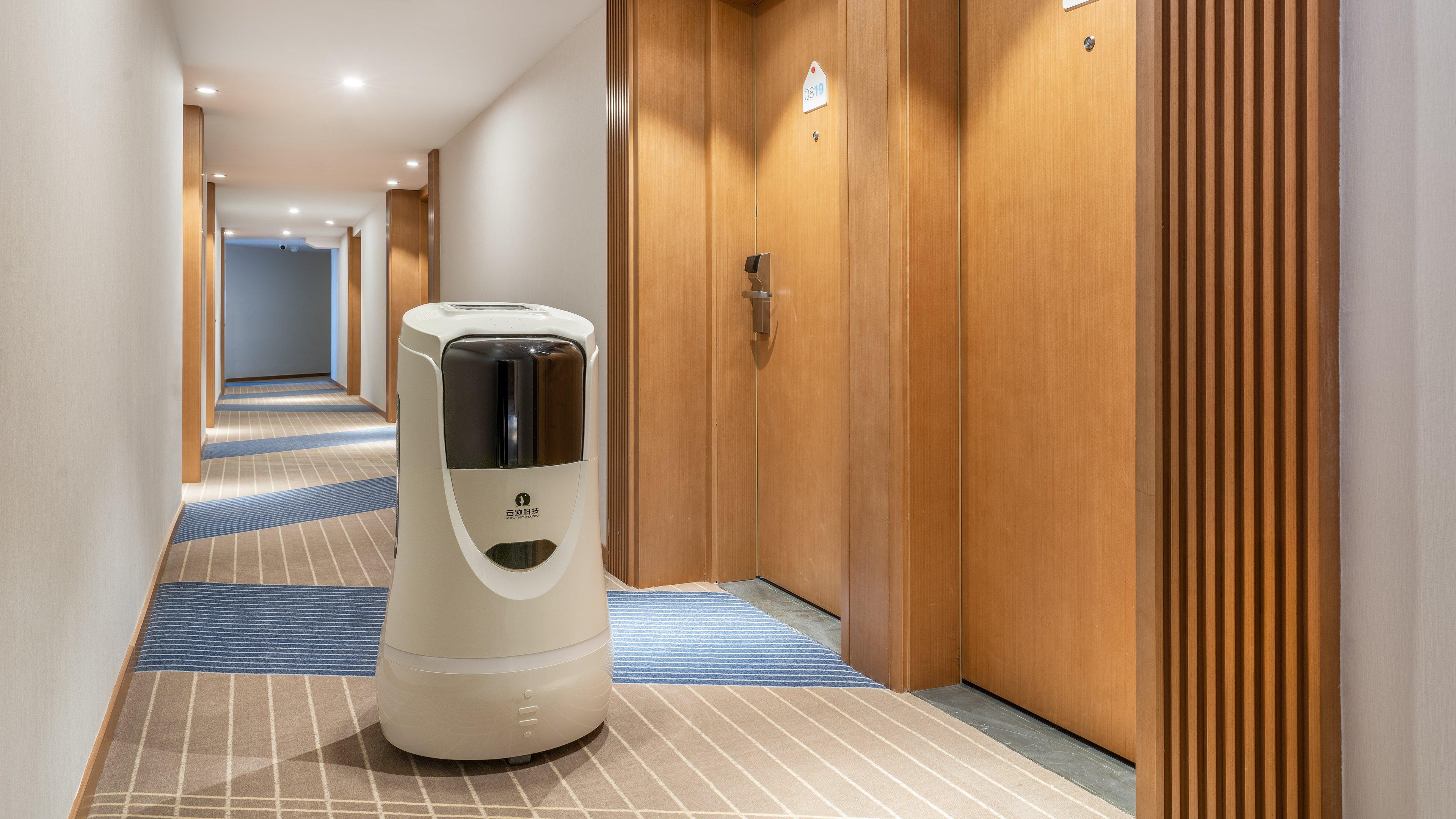 Holiday Inn Express Qingdao City Center By Ihg Εξωτερικό φωτογραφία
