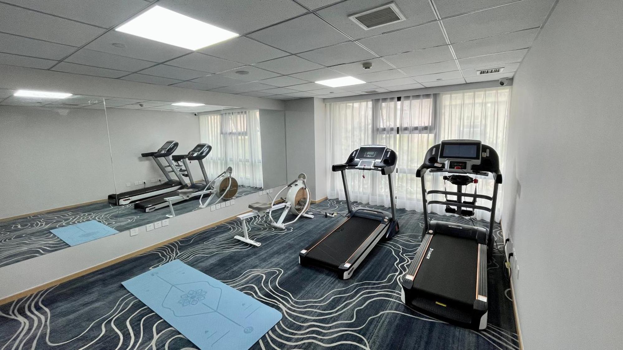 Holiday Inn Express Qingdao City Center By Ihg Εξωτερικό φωτογραφία